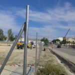 Realizando el cerramiento de la ampliación del parking del hospital San Juan de la Cruz en Úbeda (Jaén-España)